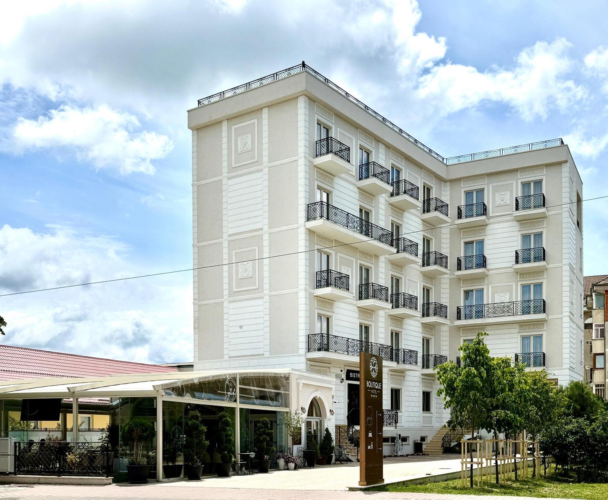 Boutique Hotel Bals Exterior photo